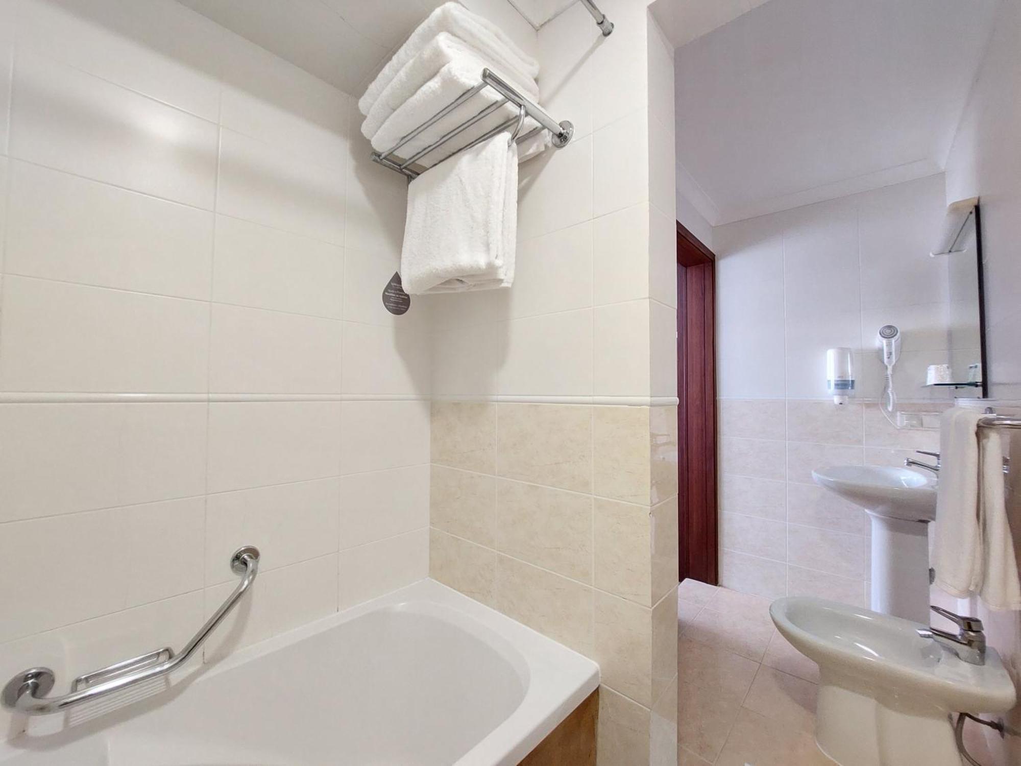 Hotel Santiago Ilhavo Room photo