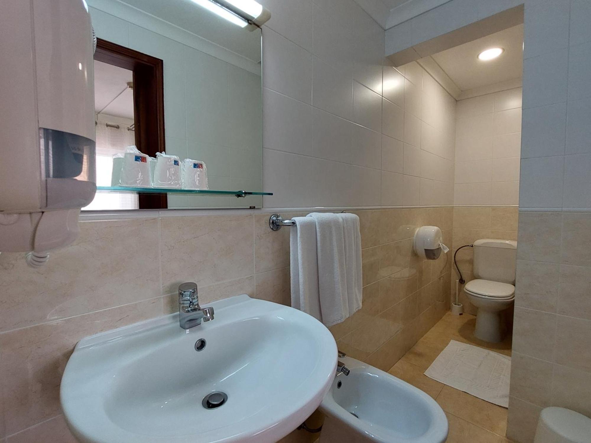 Hotel Santiago Ilhavo Room photo