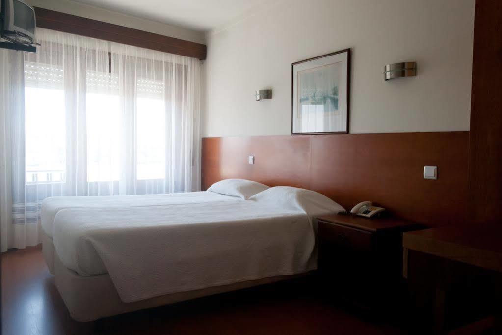 Hotel Santiago Ilhavo Exterior photo